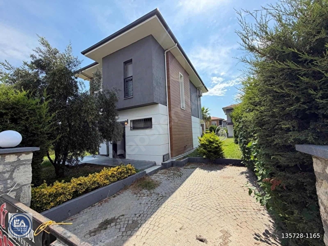 KUŞADASI DAVUTLAR SAHİLİNDE MÜSTAKİL HAVUZLU VİLLA - Görsel 29