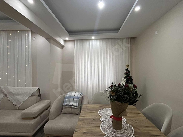 Bayraklı R.Şevket İncede Kiracılı 3+1 Dubleks Kapalı Otoparklı - Görsel 8