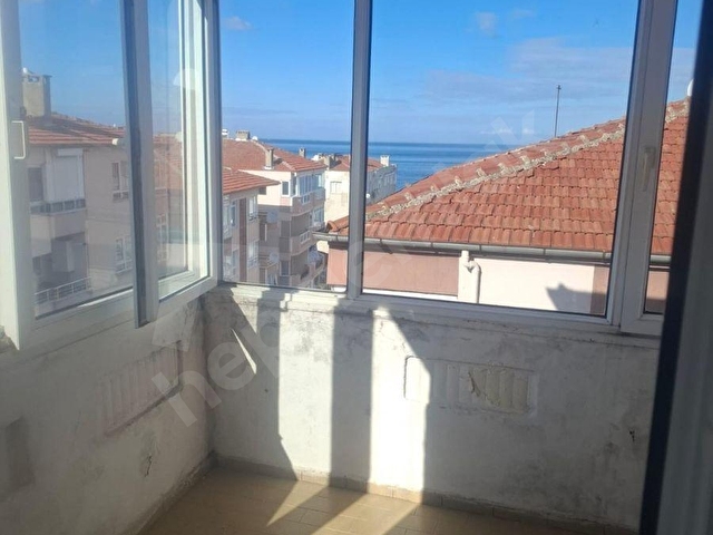 YALOVA ÇINARCIK MERKEZDE SATILIK DENİZ MANZARALI 2+1 DAİRE - Görsel 3