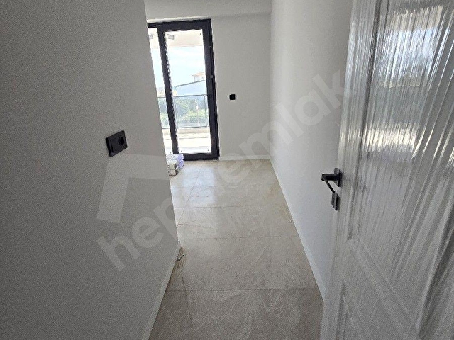 ŞEMİKLER CİNKAYA BULVARINDA CADDE ÜZERİ 3+1 155 M2 ASONSÖRLÜ YERDEN ISITMALI  SİTE İÇİ KİRALIK DAİRE - Görsel 20