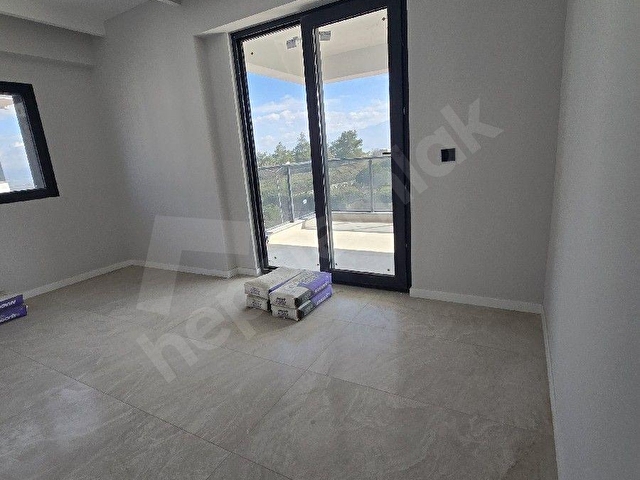 ŞEMİKLER CİNKAYA BULVARINDA CADDE ÜZERİ 3+1 155 M2 ASONSÖRLÜ YERDEN ISITMALI  SİTE İÇİ KİRALIK DAİRE - Görsel 22