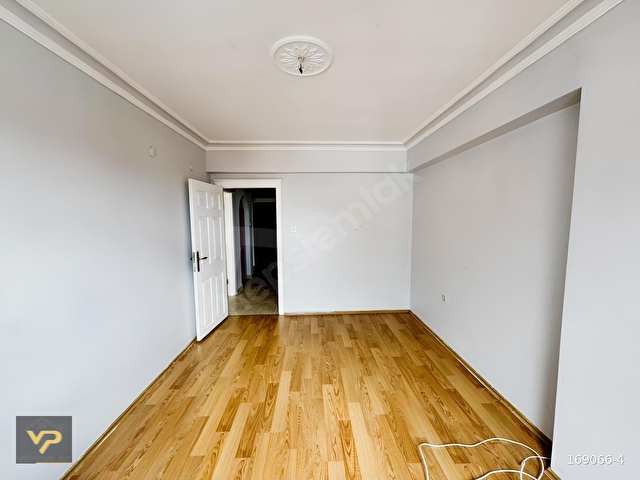 VİPDEN YILDIZ GÖBEK ÖNÜ AÇIK MASRAFSIZ 3.KAT SATILIK 3+1 DAİRE - Görsel 16