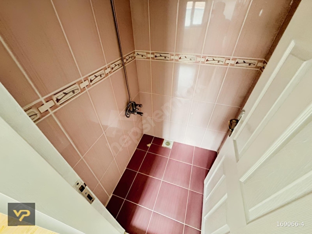 VİPDEN YILDIZ GÖBEK ÖNÜ AÇIK MASRAFSIZ 3.KAT SATILIK 3+1 DAİRE - Görsel 21