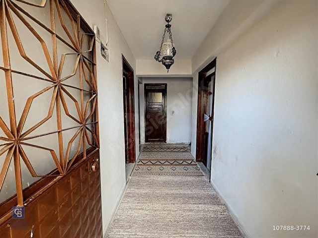 URLA ŞİRİNKENTTE SATILIK 668 m2 MÜSTAKİL EV VE TARLA - Görsel 8