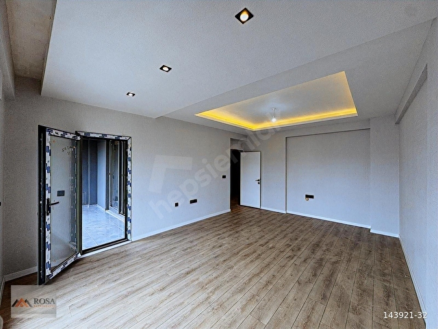 ROSA GAYRİMENKULDEN LÜKS 3+1 SATILIK DAİRE - Görsel 4