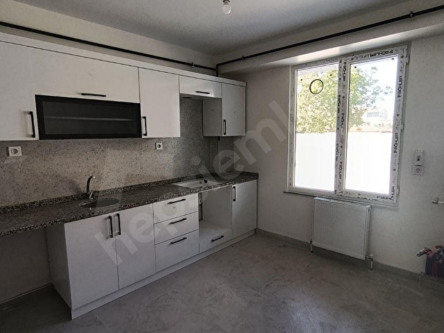 ERGENE MARMARACIKTA GİRİŞ KAT TERS DUBLEKS SATILIK DAİRE - Görsel 5
