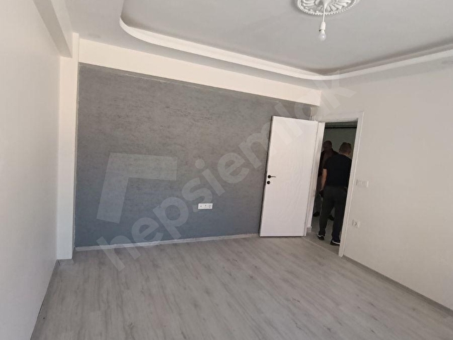 ERGENE MARMARACIKTA GİRİŞ KAT TERS DUBLEKS SATILIK DAİRE - Görsel 3