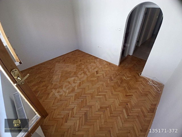 ÇANKAYA ÖVEÇLER 1301 SK 3+1 BAĞIMSIZ ÖN CEPHE ÇİFT BALKONLU OTOPARKLI TERTEMİZ KİRALIK DAİRE - Görsel 10