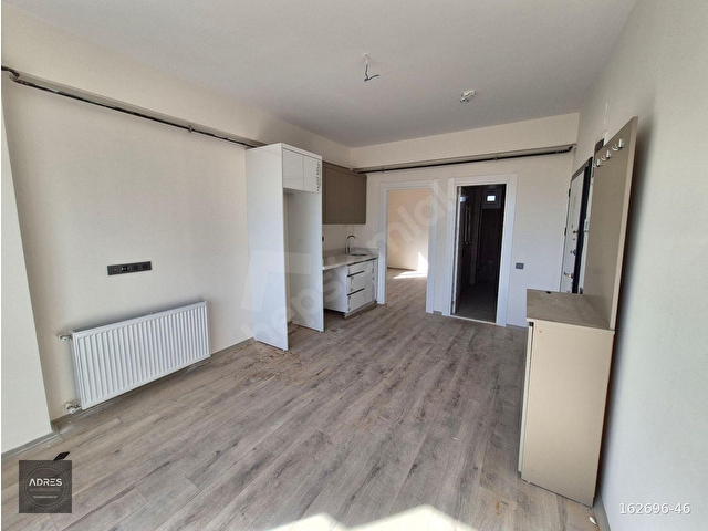 ESKİ MEZİTLİDE İKİ CEPHELİ SATILIK 1+1 DAİRE - Görsel 9