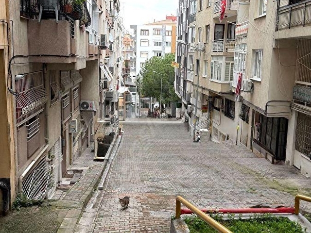 Yeşilyurtta Merkezi Konumda,3+1 Oturuma ve Yatırıma Uygun Daire - Görsel 3