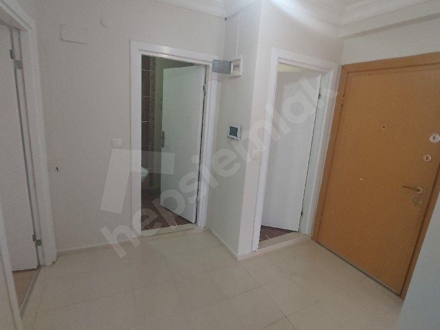 ÇEKMEKÖY MERKEZ MAH. ERYOL SİTESİNDE GENÇ BİNA DA 2+1 72 M2 NET - Görsel 13