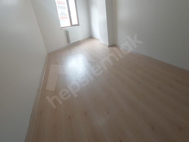 ÇEKMEKÖY MERKEZ MAH. ERYOL SİTESİNDE GENÇ BİNA DA 2+1 72 M2 NET - Görsel 18