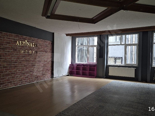 Beşiktaş Abbasağa’da Kiralık Ofis. Spacious Office for Rent in Beşiktaş Abbasağa - Görsel 9