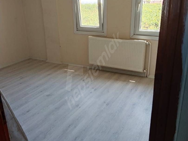 ALTINOVA MERKEZ MAHALLE 3+1 KİRALIK DAİRE - Görsel 8