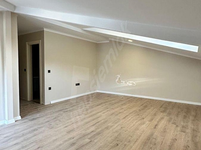 ÇENGELKÖY VADİ SİTESİNDE KİRALIK DUBLEKS DAİRE 120.000 TL - Görsel 21