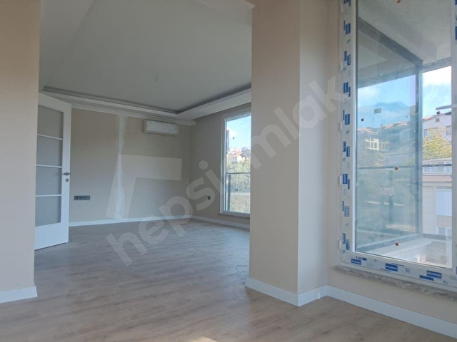 ÇENGELKÖY VADİ SİTESİNDE KİRALIK DUBLEKS DAİRE 120.000 TL - Görsel 5