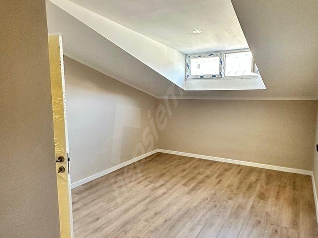 ÇENGELKÖY VADİ SİTESİNDE KİRALIK DUBLEKS DAİRE 120.000 TL - Görsel 16