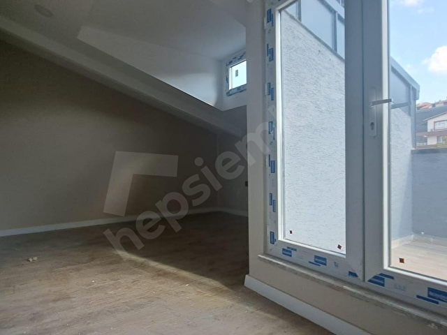 ÇENGELKÖY VADİ SİTESİNDE KİRALIK DUBLEKS DAİRE 120.000 TL - Görsel 25