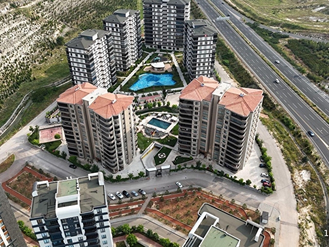OSMANGAZİDE PRESTİJLİ SİTEDE 3+1 ÖZEL TASARIM DAİRE SİZLERLE - Görsel 2