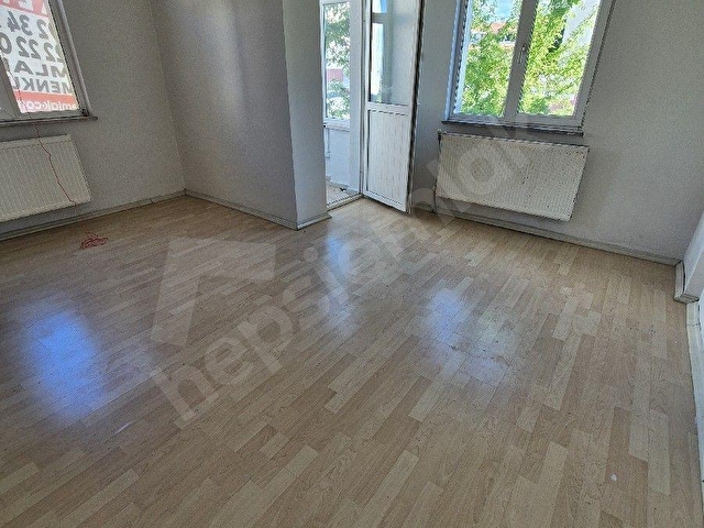 KUZEYKENTTE GENİŞ EŞYASIZ 1+1 KİRALIK DAİRE - Görsel 19