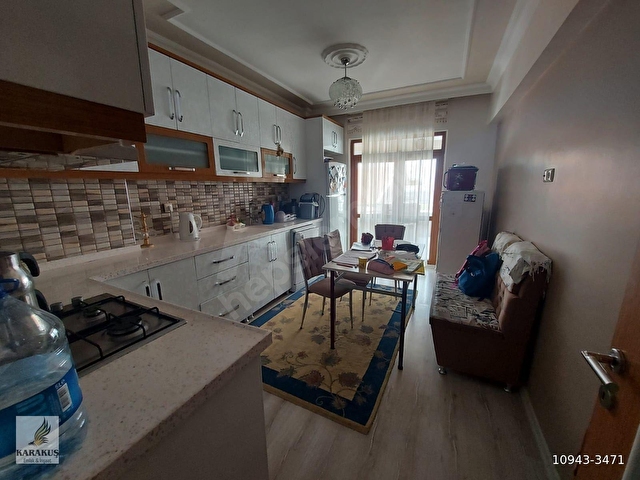 KARAKUŞTAN MERKEZİ KONUMDA,1.KAT,MANTOLAMALI 3+1 DAİRE