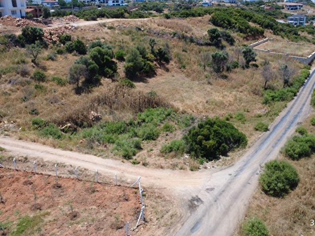 Yeşiltepe Satılık 700 m² Villa İmarlı Arsa - Görsel 2