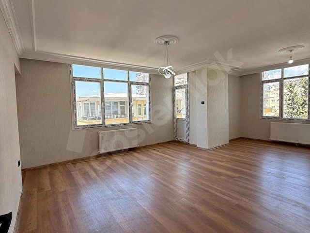 BEYAZ EVLER 2+1 ÇOK GENİŞ YÜKSEK KİRA GELİR KAÇMAZ DAİRE - Görsel 15