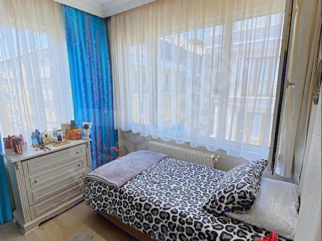 FATİH-ÇAPA KIRIMLI AZİZ SOKAKTA 2+1 MERKEZİ KONUMDA DAİRE - Görsel 6