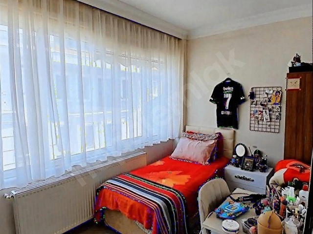 FATİH-ÇAPA KIRIMLI AZİZ SOKAKTA 2+1 MERKEZİ KONUMDA DAİRE - Görsel 12