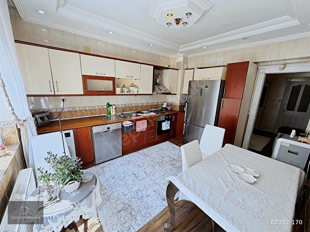 ÇÖÇELLİ GAYRİMENKULDEN ATATÜRKDE ARA KAT GARAJLI SATILIK DAİRE - Görsel 10