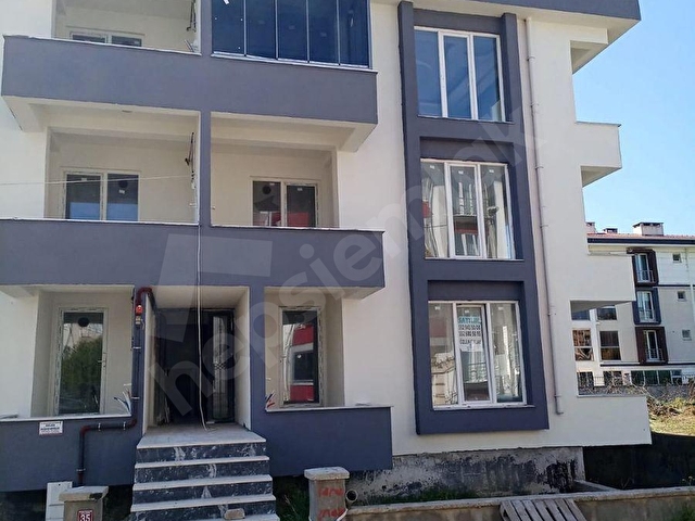 ÖZLEMDEN İHSANİYE MAHALLESİ MÜKEMMEL KONUMLU SATILIK 3+1 DAİRELER - Görsel 3