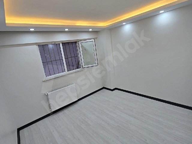PUSULA İNŞ.TAN ESENTEPE MAH CADEYE YAKIN İÇİ KOMPLE 110M2 BAHÇE KATI DAİRE - Görsel 12