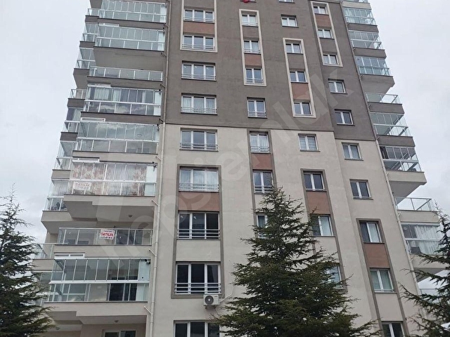 Cumhuriyet Mahallesi Batıkent Satılık 3+1 Lüks Daire
