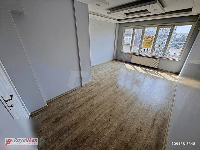ROYALMAXDAN FİRSAT AKSARAY MEYDAN METRO YAKINI 3+1 3 KAT DAİRE - Görsel 3