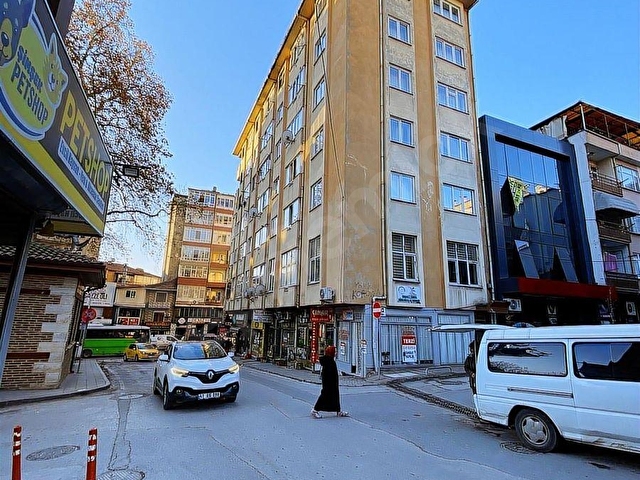 ŞANLI GAYRİMENKULDEN İZMİT MERKEZ ÇINARLIDA 3+1 ARA KAT DAİRE - Görsel 4