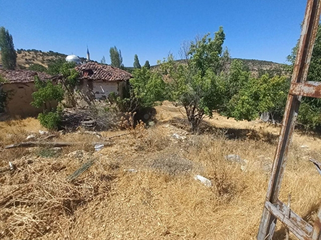 ÇALKARA MAHALLESİNDE KÖYİÇİNDE SATILIK ARSA - Görsel 5
