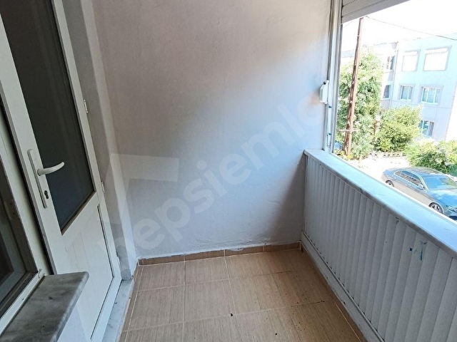 AYVALIK MARİNAYA YAKIN MERKEZİ ISITMALI KİRALIK 3+1 GENİŞ DAİRE - Görsel 26