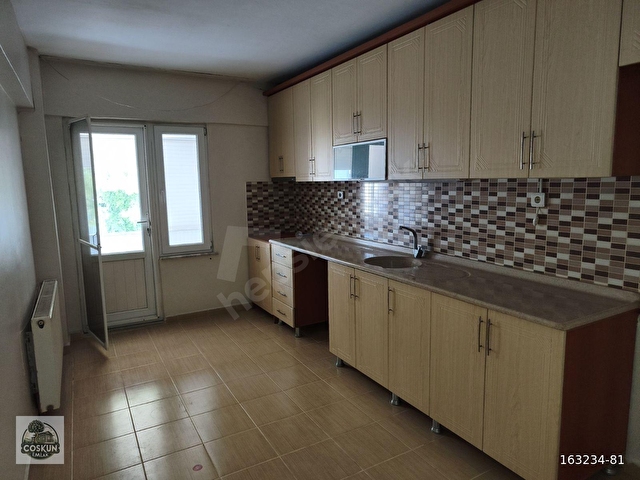 AYVALIK MARİNAYA YAKIN MERKEZİ ISITMALI KİRALIK 3+1 GENİŞ DAİRE - Görsel 29