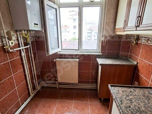 KARTAL TOPSELVİ ÇARŞI MERKEZDE 2+1 SAHİLE YAKIN HEMEN TAŞINMAYA HAZIR FIRSAT - Görsel 15