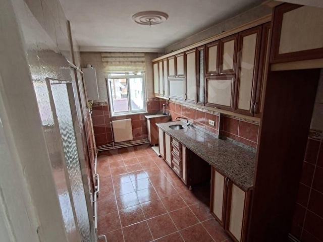 KARTAL TOPSELVİ ÇARŞI MERKEZDE 2+1 SAHİLE YAKIN HEMEN TAŞINMAYA HAZIR FIRSAT - Görsel 14