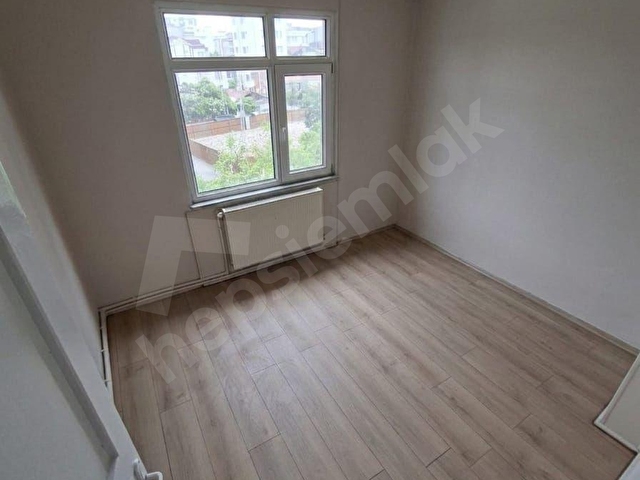 KARTAL TOPSELVİ ÇARŞI MERKEZDE 2+1 SAHİLE YAKIN HEMEN TAŞINMAYA HAZIR FIRSAT - Görsel 9