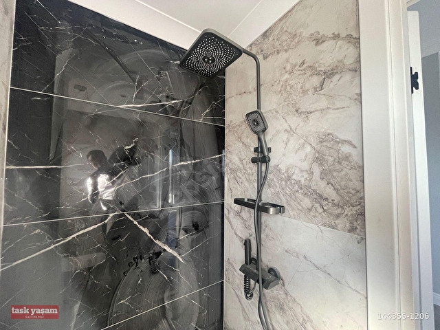 Tuzla Sitede Ofis/Klinik/Şirket Kullanımına Uygun Kiralık Villa - Görsel 24