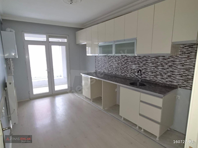 Eskişehir Fatih te Asansörlü Balkonlu Geniş 2+1