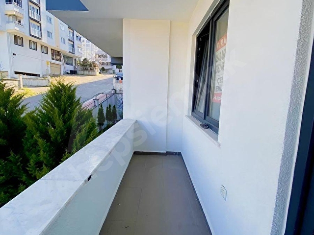 ÇELİK EMLAKTAN Yeni Mahalle Tramvaya 1 sokak 2+1 kiralık daire - Görsel 5