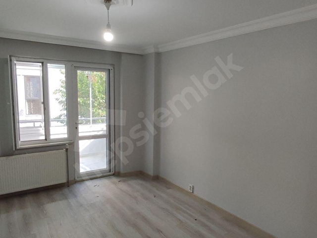 Trakyakentten İçi Sıfırdan Farksız 3+1 Ebeveyn Banyolu Daire - Görsel 25