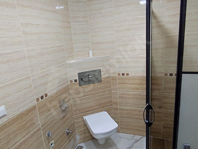 Trakyakentten İçi Sıfırdan Farksız 3+1 Ebeveyn Banyolu Daire - Görsel 17
