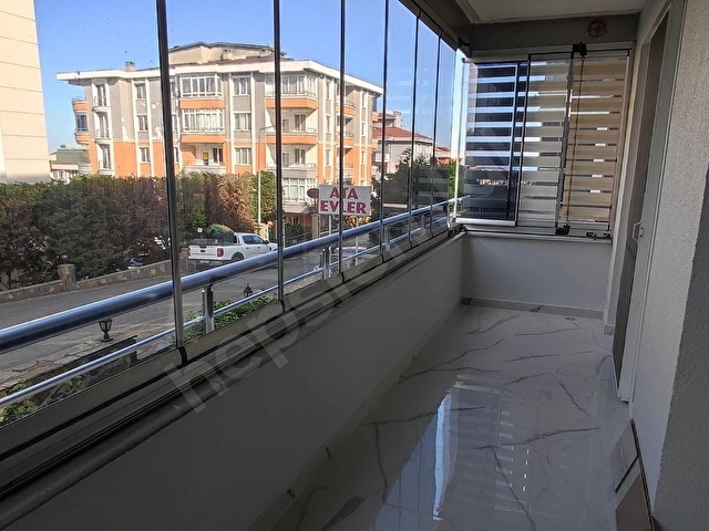 Trakyakentten İçi Sıfırdan Farksız 3+1 Ebeveyn Banyolu Daire - Görsel 8