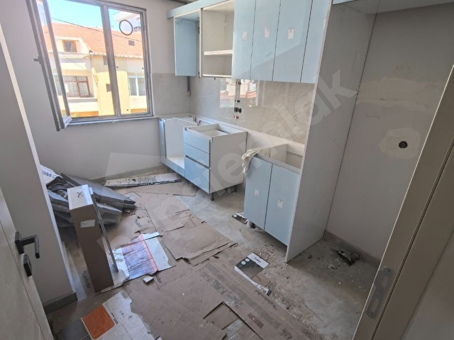SANCAKTEPE ABDURRAHMANGAZİ MAHALLESİ SATILIK 3+1 ARA KAT DAİRE - Görsel 10