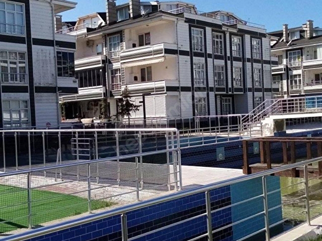 Karasu Yesil Vadi 1 Sitesi Havuz Manzarali Dubleks Esyali 33314 464 Hurriyet Emlak