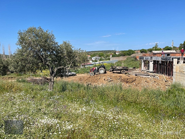ÇANAKKALE EZİNE ALEMŞAH KÖYÜNDE SATILIK İMARLI ARSA - Görsel 15